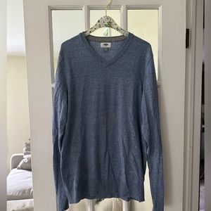 Men’s Old Navy v neck sweater size medium